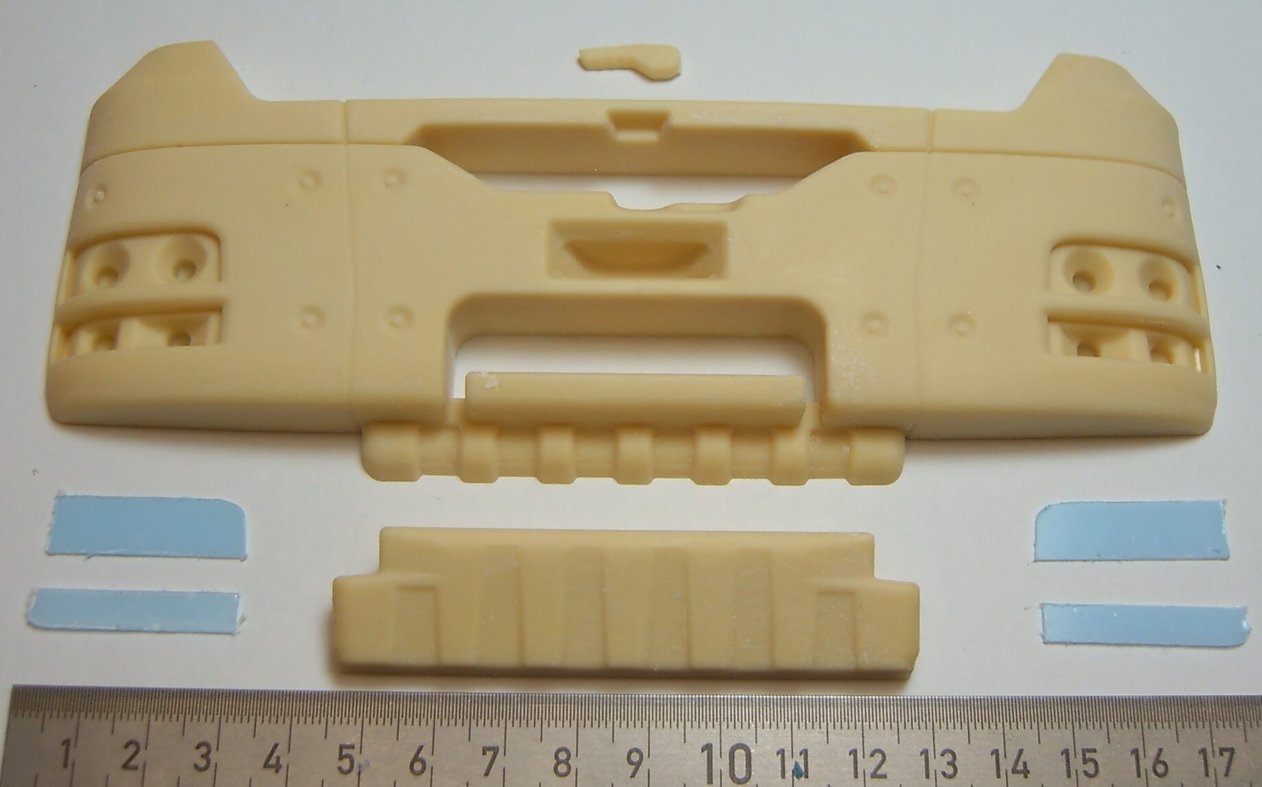 1 Schwerlast-Stoßstange für Tamiya MAN-TGX-Fahrerhaus