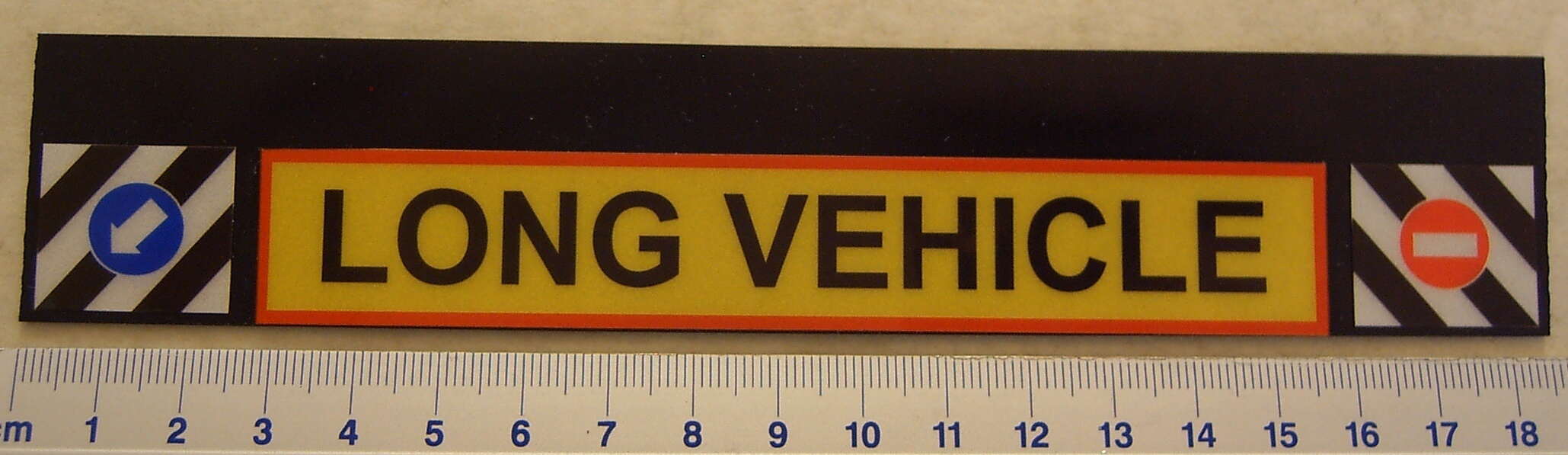 1 Schmutzfänger Nr.33 ca. 185x35x1mm mit reflektierendem    