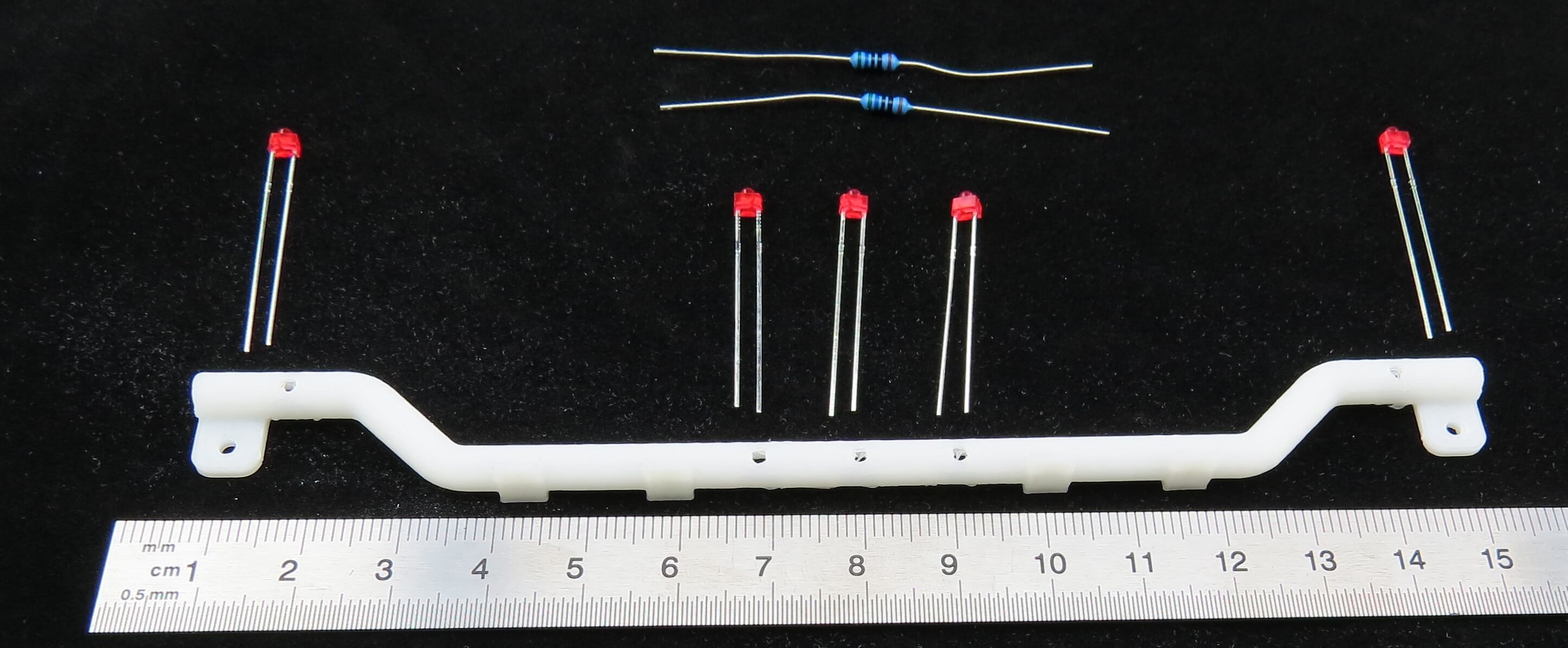 1x BakBar für die Fahrerhaus-Rückwand für MANs und Actros   