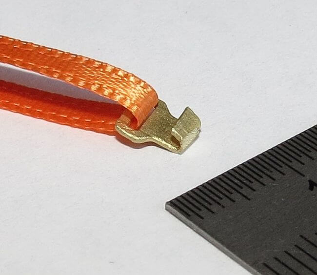 1 Set aus 4 Flachhaken, lang, Messing-