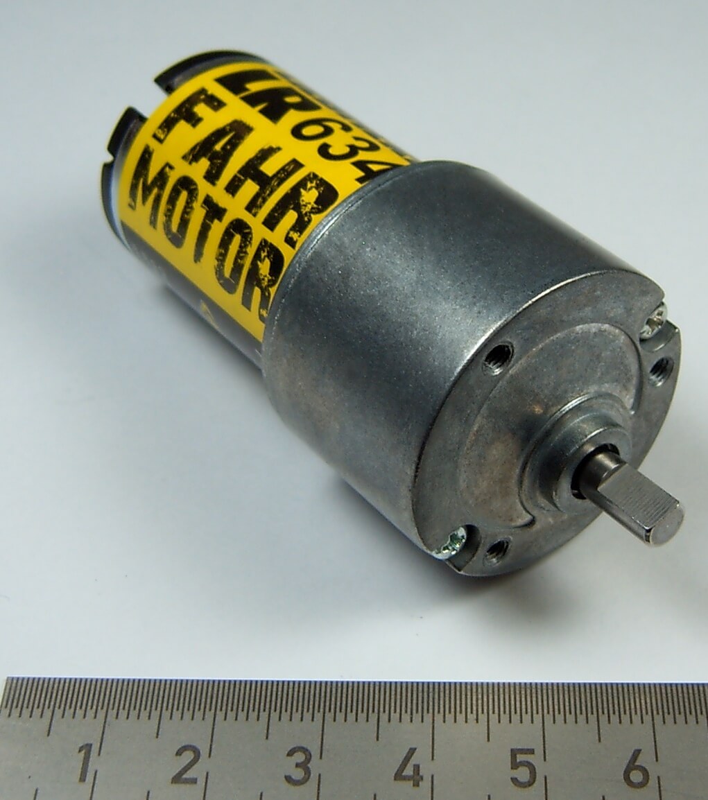 1x Fahr-Getriebemotor für die Laderaupe  LR634, Carson. Fü  