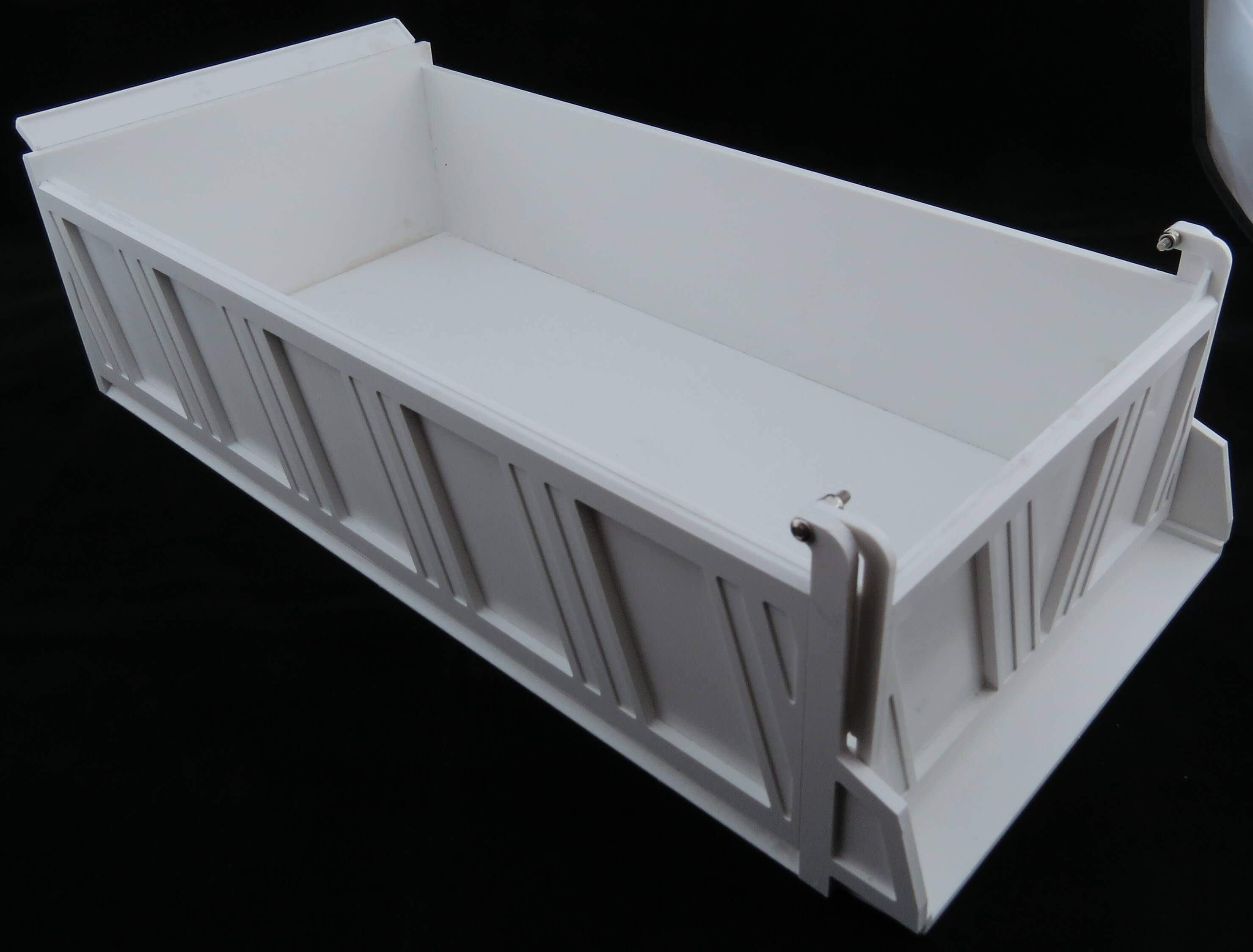 1x Hinterkipper-Mulde im Tamiya-Maßstab. Gebaut aus