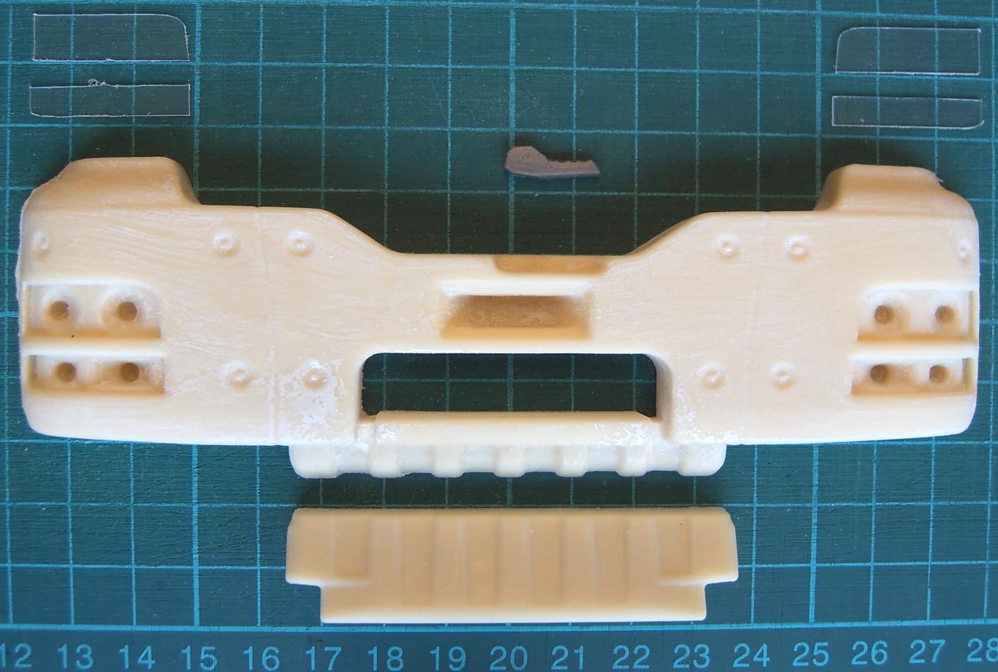 1 Baustellen-Stoßstange für Bruder MAN-Fahrerhaus