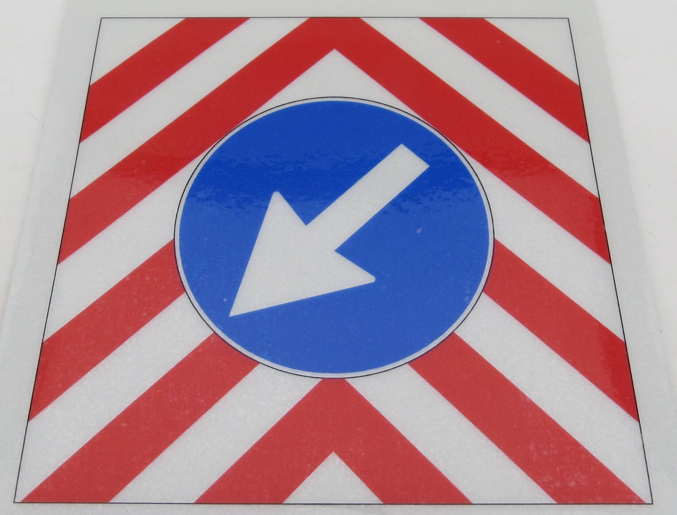 1 Aufkleber Verkehrs-Warntafel Typ 2.    Aus selbstklebendem