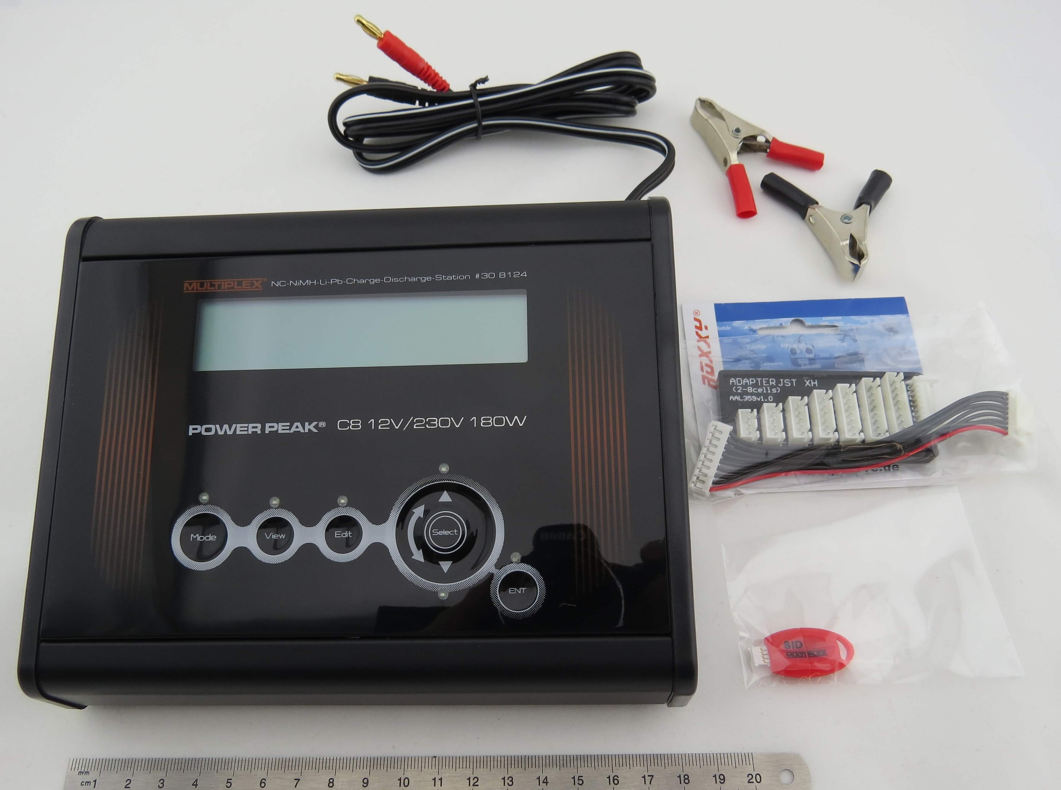 POWER-PEAK C8 Ladegerät (Multiplex). Computer-Ladestation