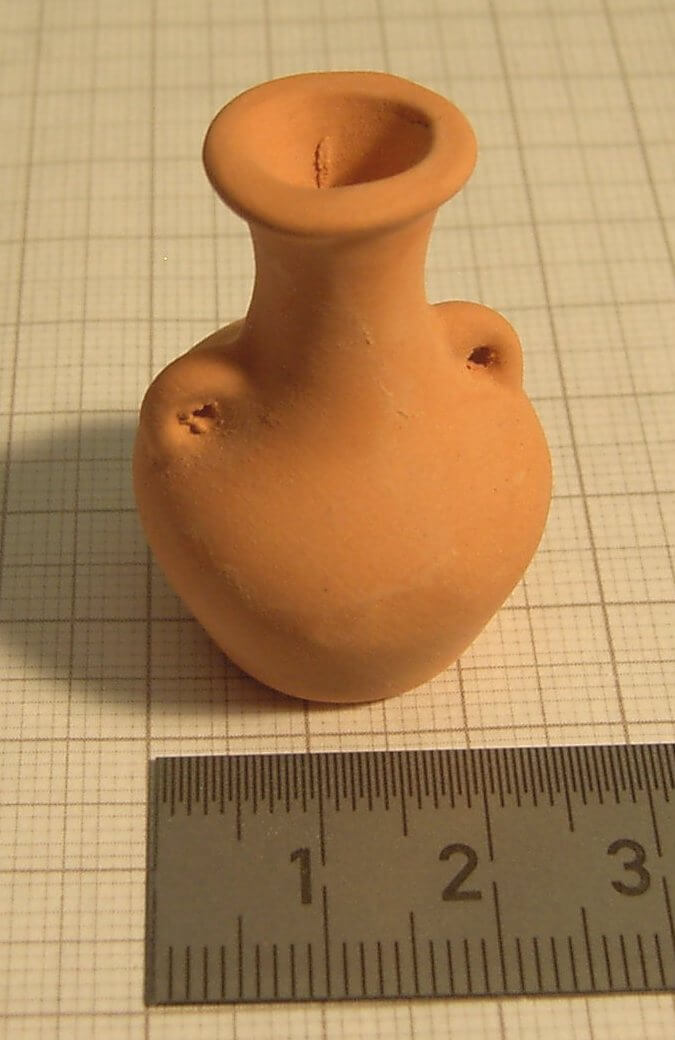 1x Tonkrug mit 2 Griffen, 4cm hoch. Terracotta-farbig       
