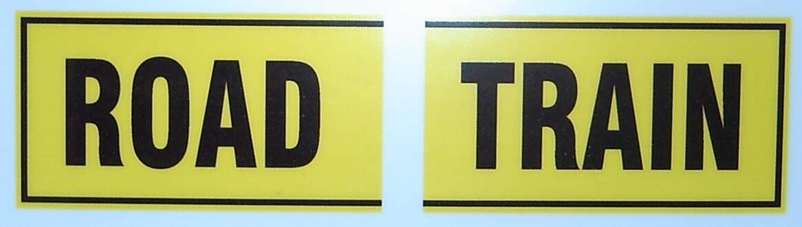 Aufkleber Warnschild "ROAD  TRAIN" aus selbstklebendem      