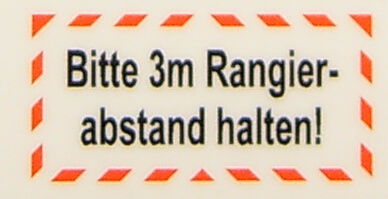 Textschild "Rangierabstand 3m" 2-zeilig  selbstklebende     