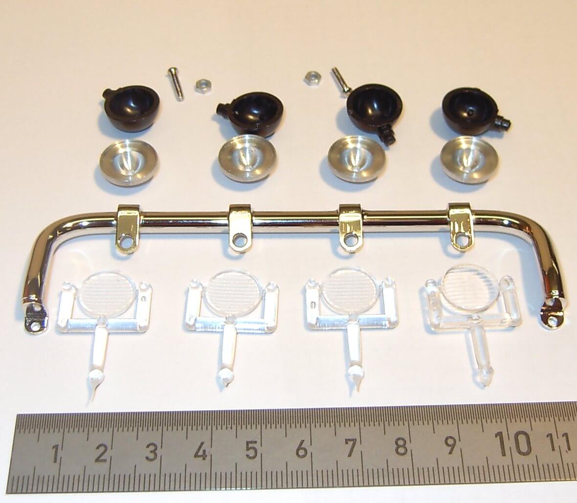 1x Dachlampenbügel für Volvo von Tamiya, vernickelt mit 4   