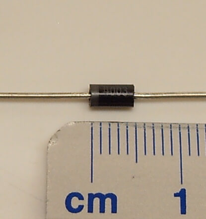 1 Diode 1N4003 (DO-41, 200V). Universal-Gleichrichterdiode