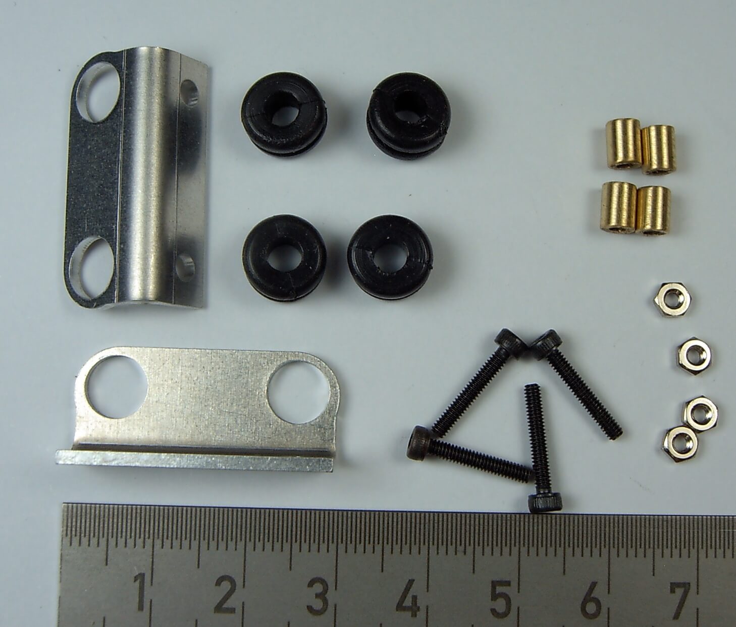 1 Fahrerhauslagerung. Umrüstsatz zum Umbau als steckbares