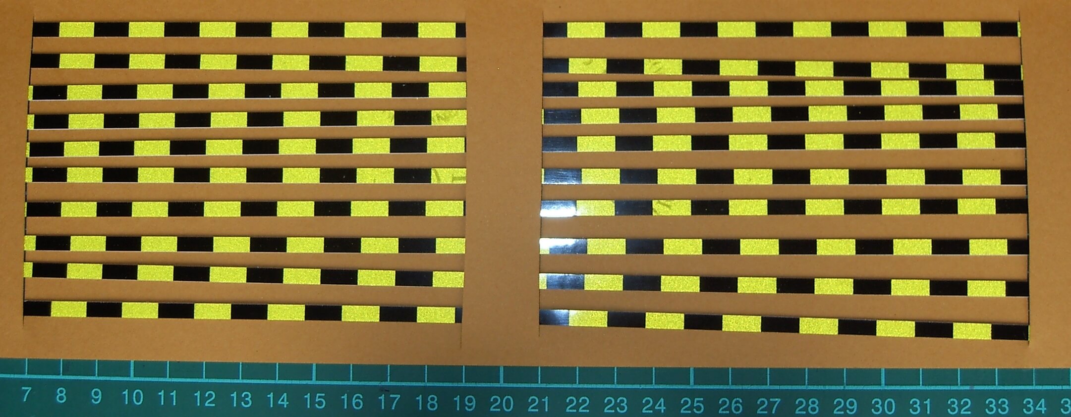 Warnstreifenset 4mm Streifenbreite, 90°,