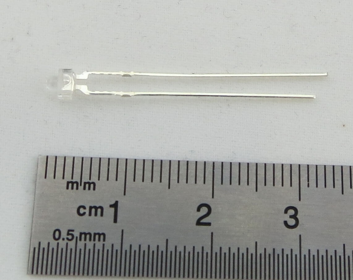 1 LED blau 1,8mm, klares Gehäuse, bedrahtet