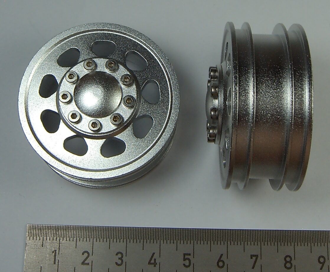 1 Satz Alu-Felgen, 9-Loch, vorne, freilaufend, (2 Stück)