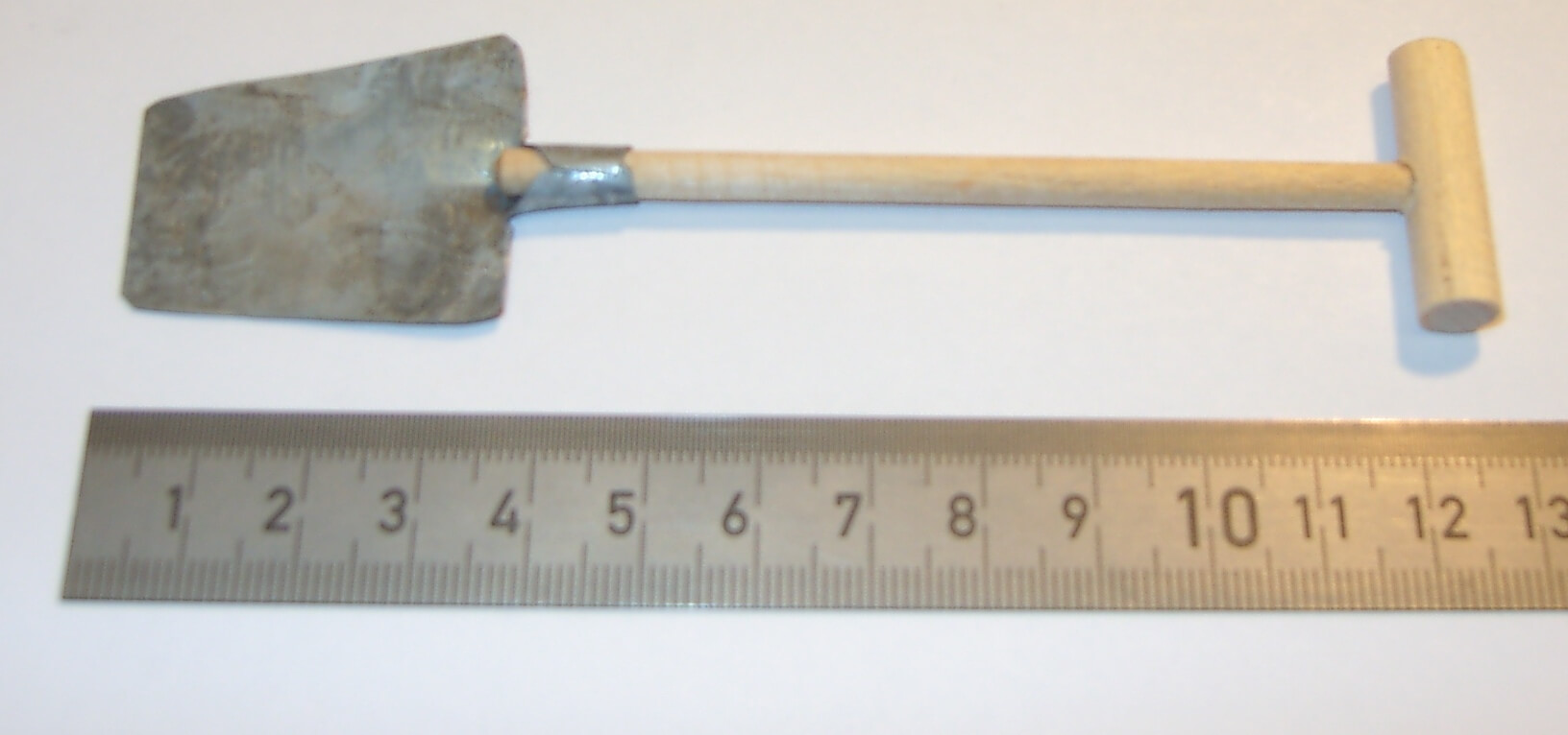 1x Spaten natur, ca. 13x3cm. Spatenblatt aus Metall, Stil   