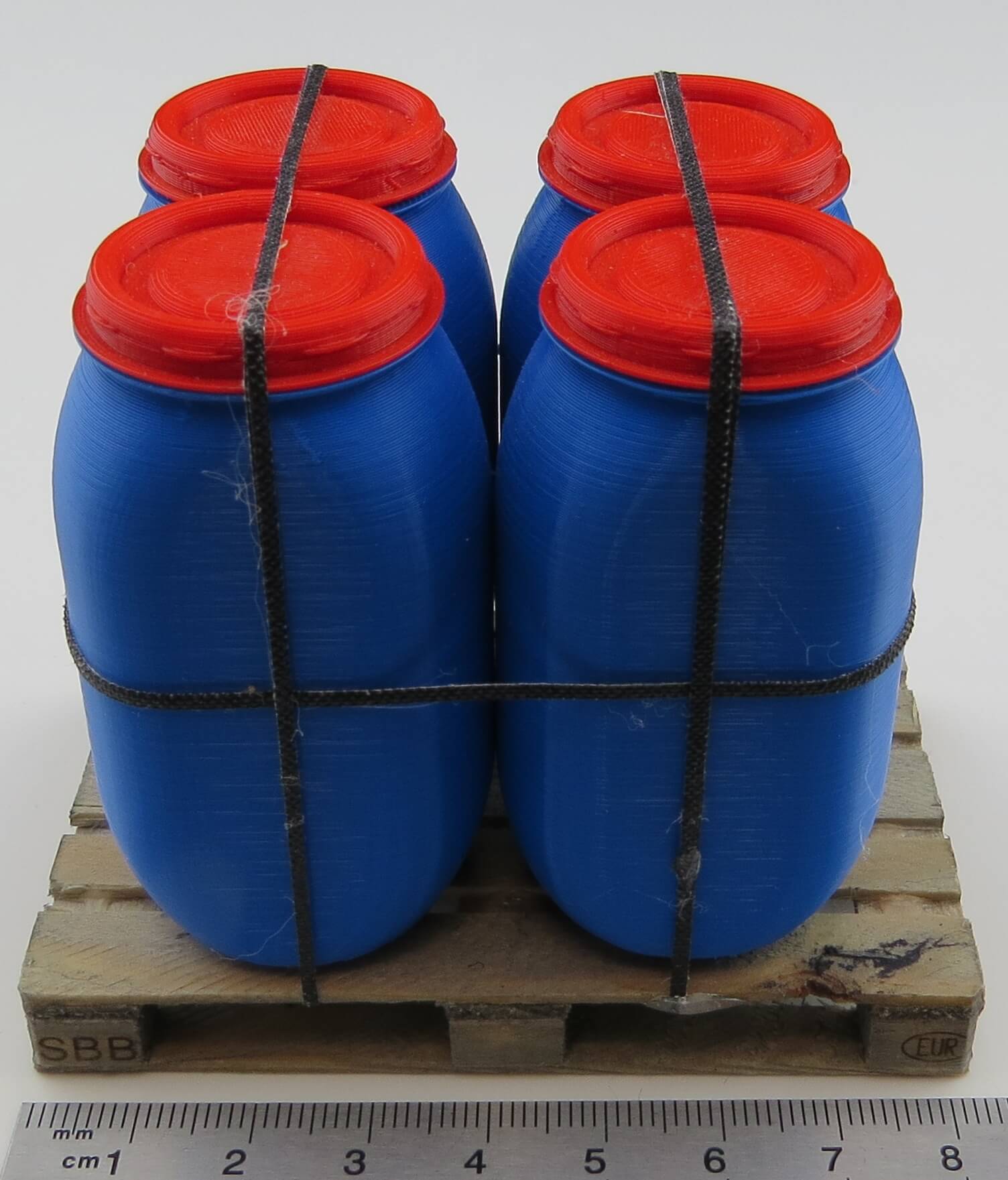 Weithalsfass 4x auf Euro-Palette 3D Druck, blau mit rotem