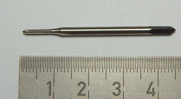 Gewindebohrer HSS M1,6 (1 Stück), 3 geschliffene Flächen