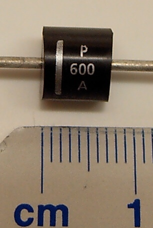 1 Diode P600A (P600, 50V). Gleichrichterdiode