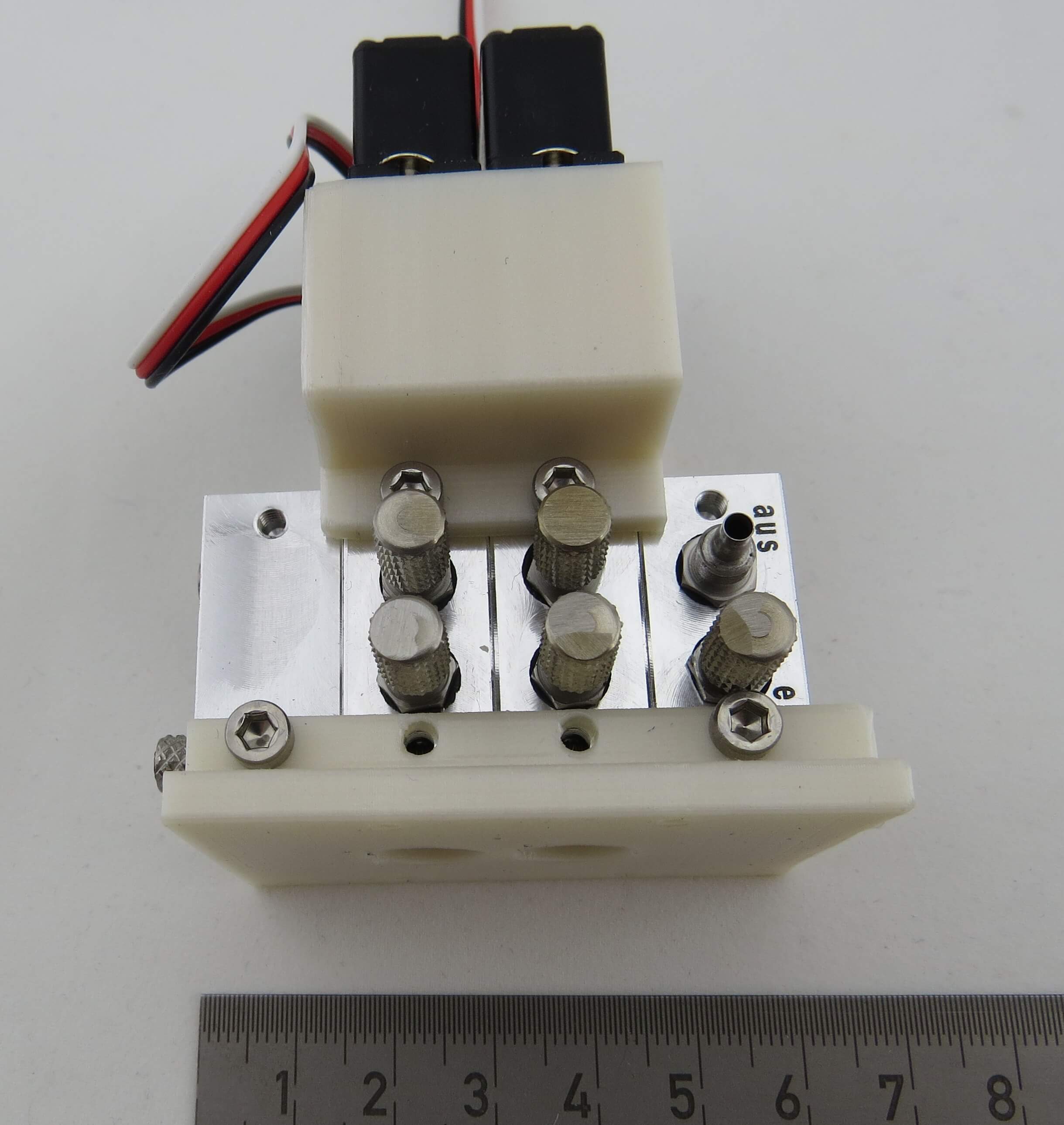 Hydraulik-Steuerventil 1-fach. V2018. Anreihbar             