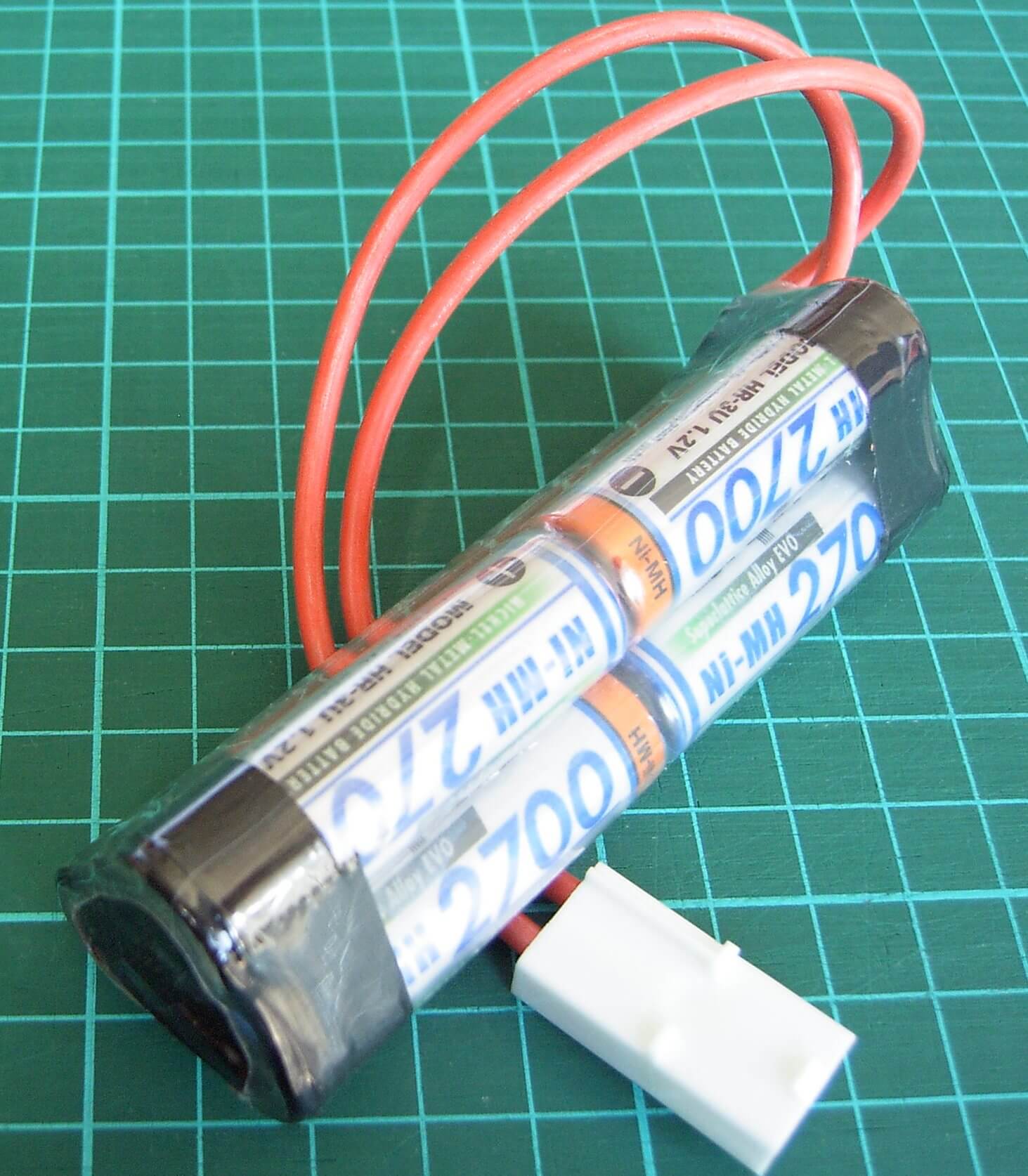 Akku-Pack mit 6x Sanyo HR-3U-Zellen,7,2V 6 Zellen, 2700mAh  