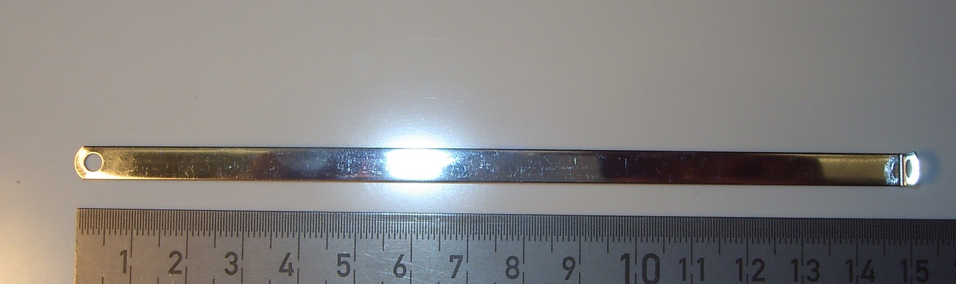 1 Klemmband, Edelstahl, ca.150mm lang,   6mm breit. Beide   
