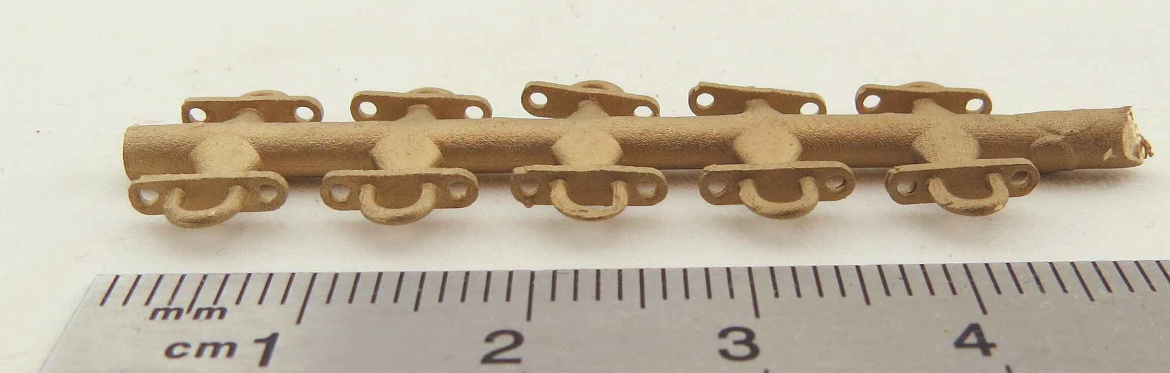 10er-Satz Zurrösen, anschraubbar. MS. Am Gieß-Ast