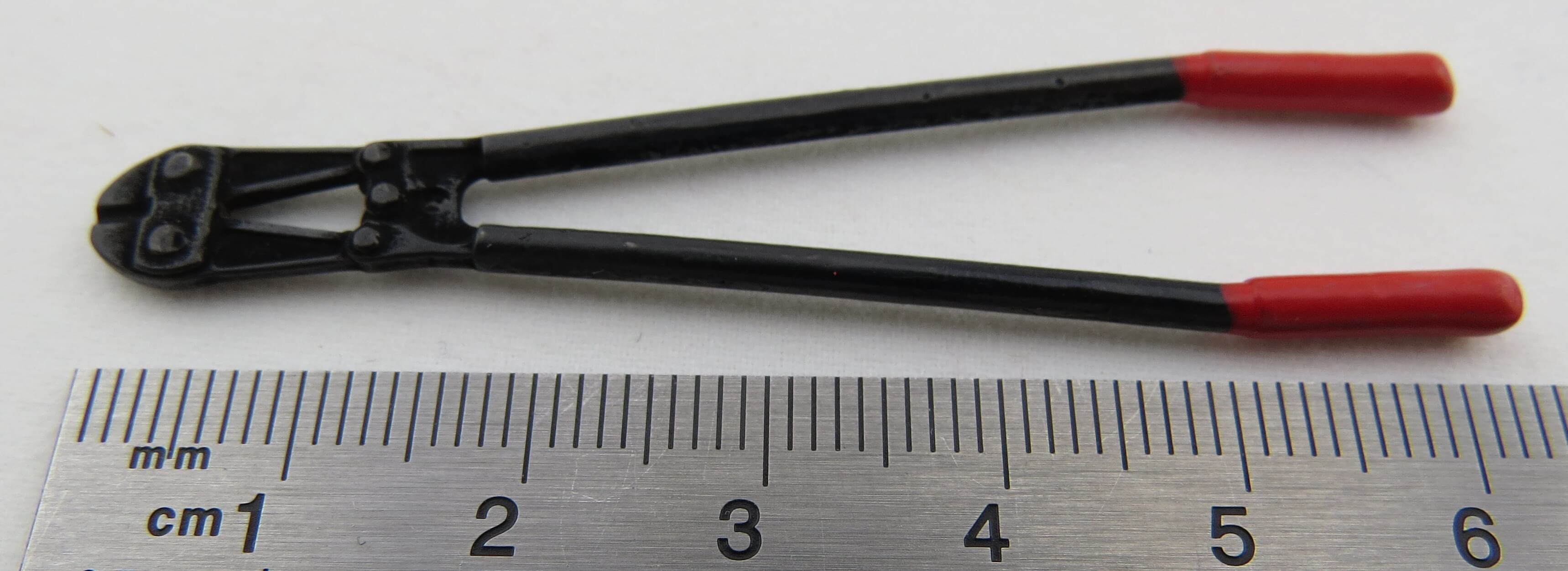 Bolzenschneider Metall M 1:14, zur Anwendung bei Feuerwehr,