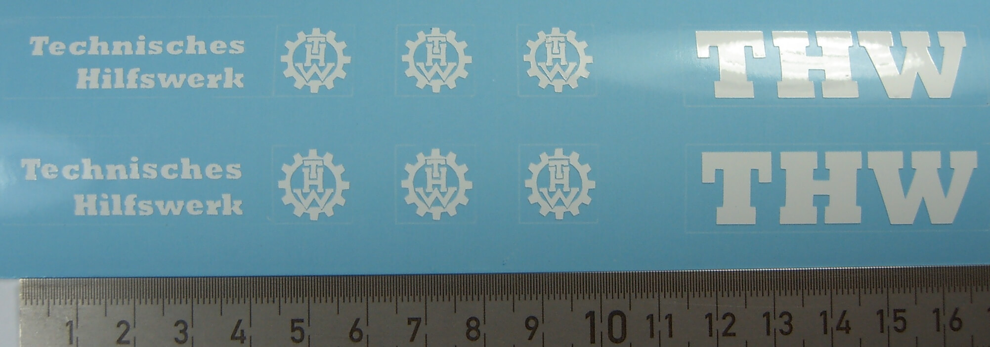 Folien-Decal aus hochwertiger Selbst- klebefolie,           