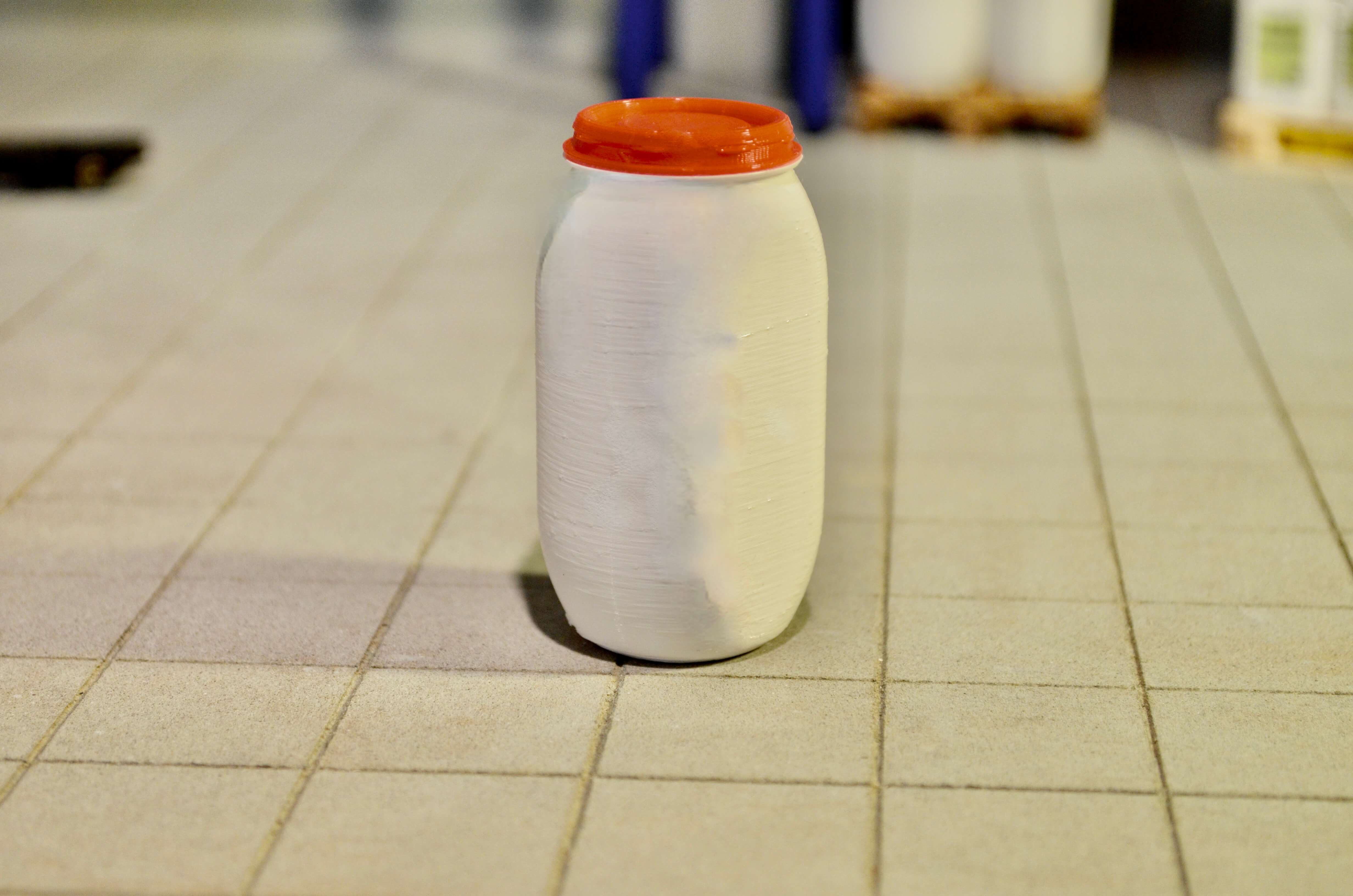 Weithalsfass weiß mit rotem Deckel                          