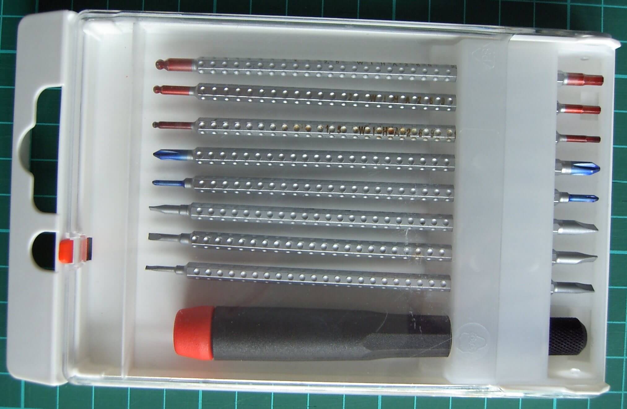 Umsteckset mit Teleskopgriff 9-teilig Schraubendrehersatz   