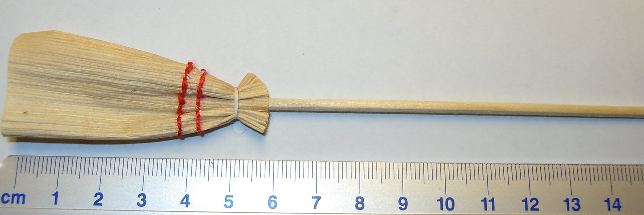 1 Strohbesen 15,0cm, flach                                  