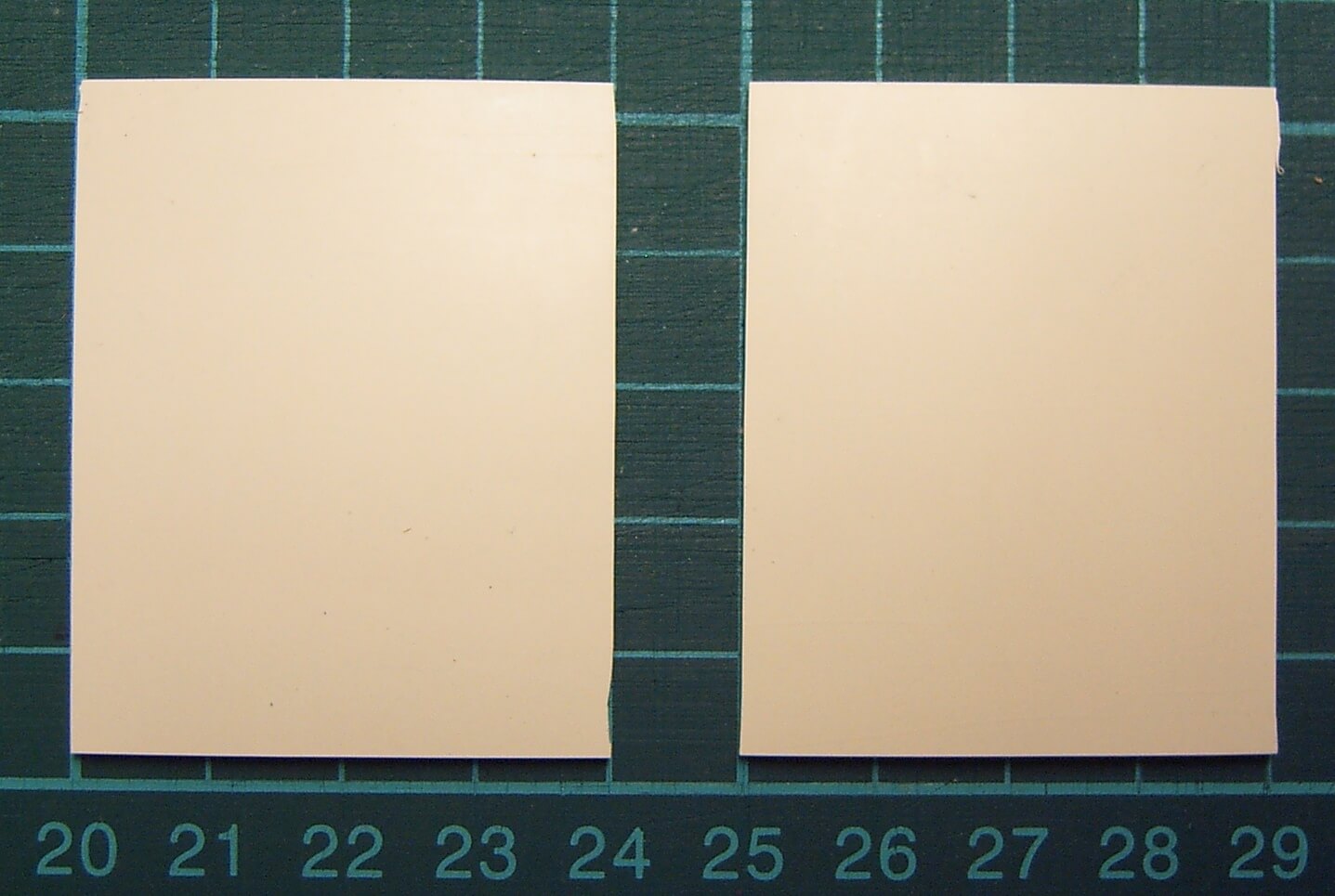 1 Paar Schmutzlappen 50 x 40mm (H x B)   ohne Text/Dekor    