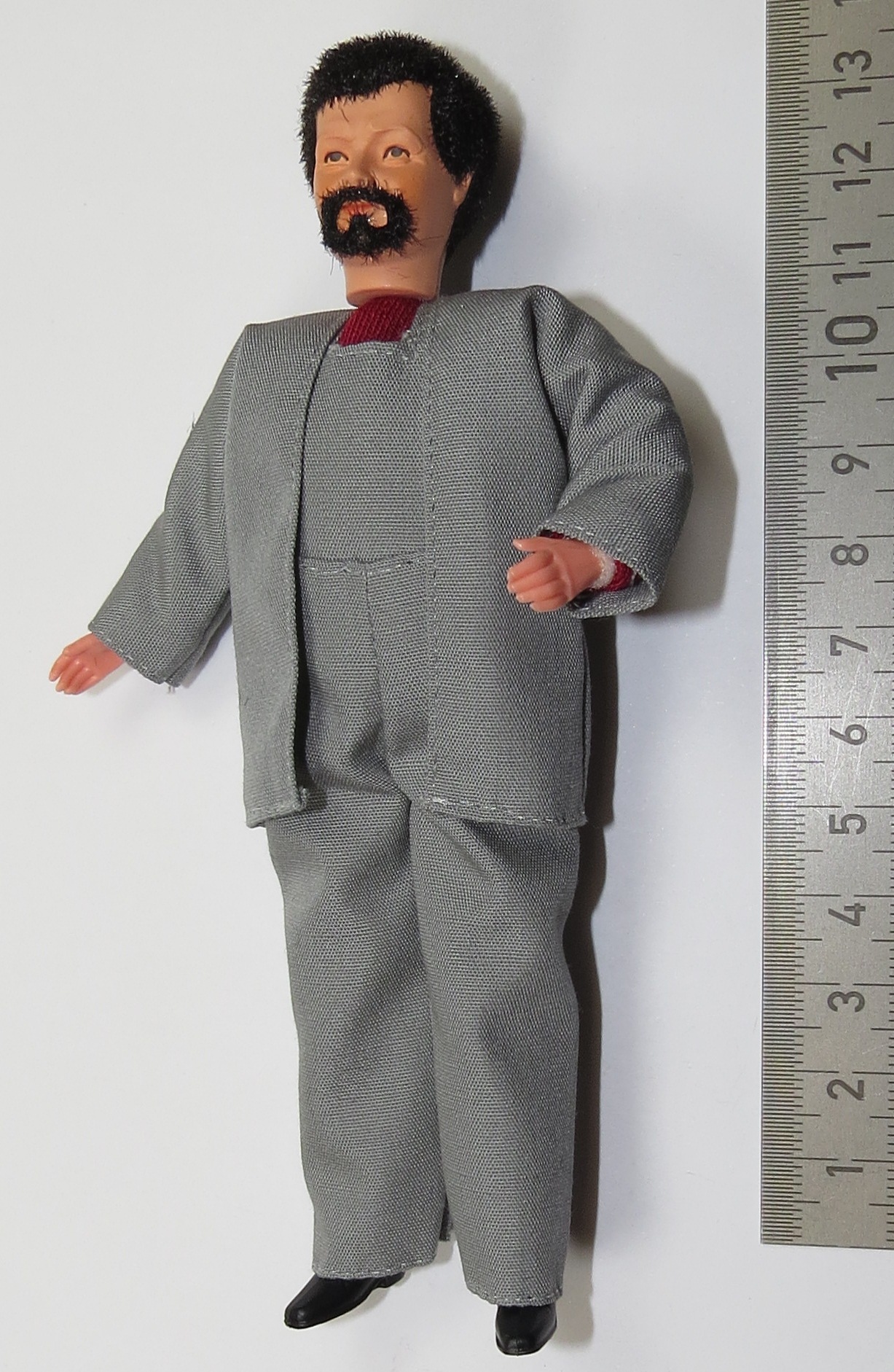 1 Biegepuppe Trucker ca. 14cm hoch mit