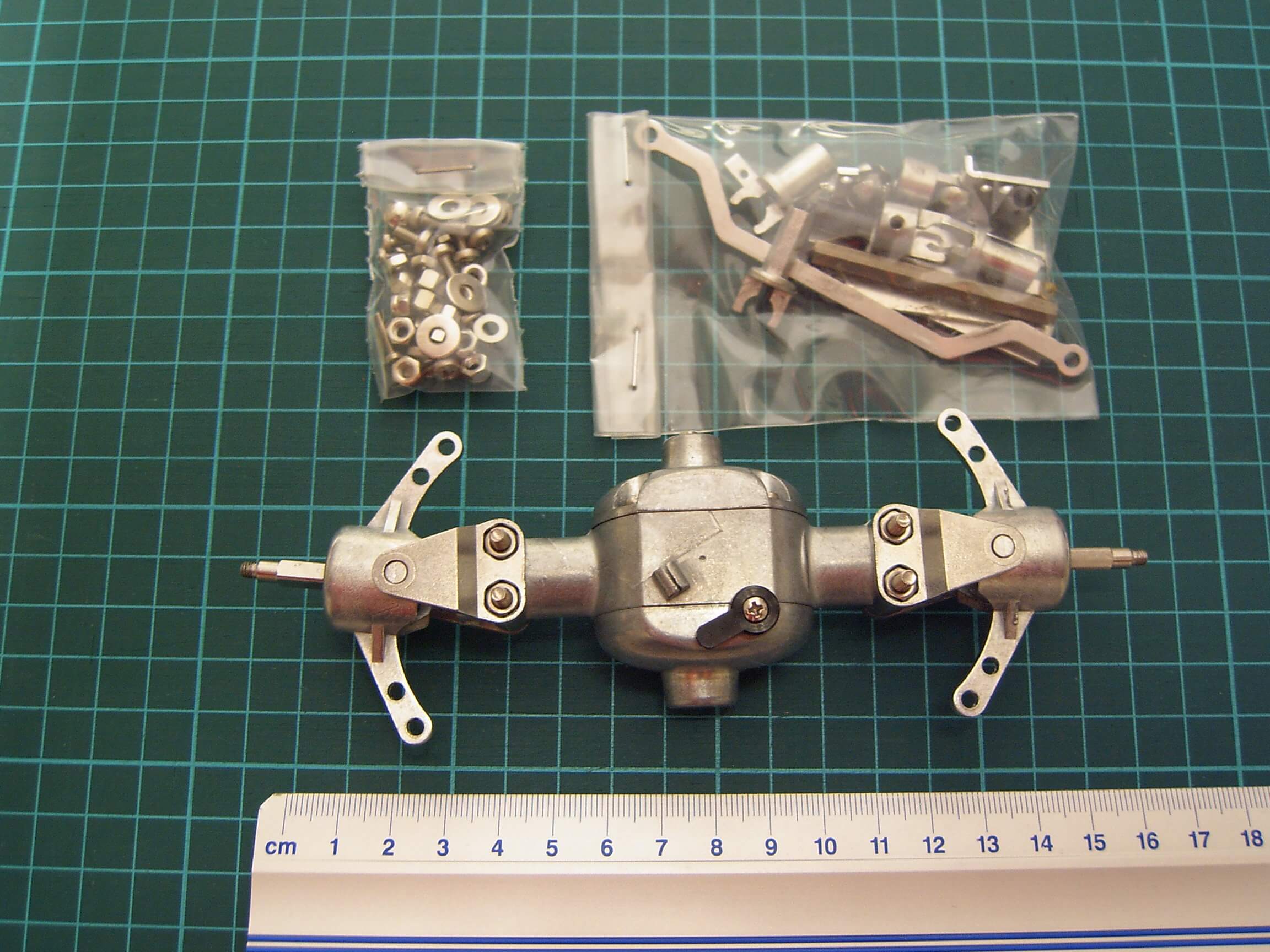 1 Vorderachse ohne Durchtrieb mit Sperr- Differential, 3:1  