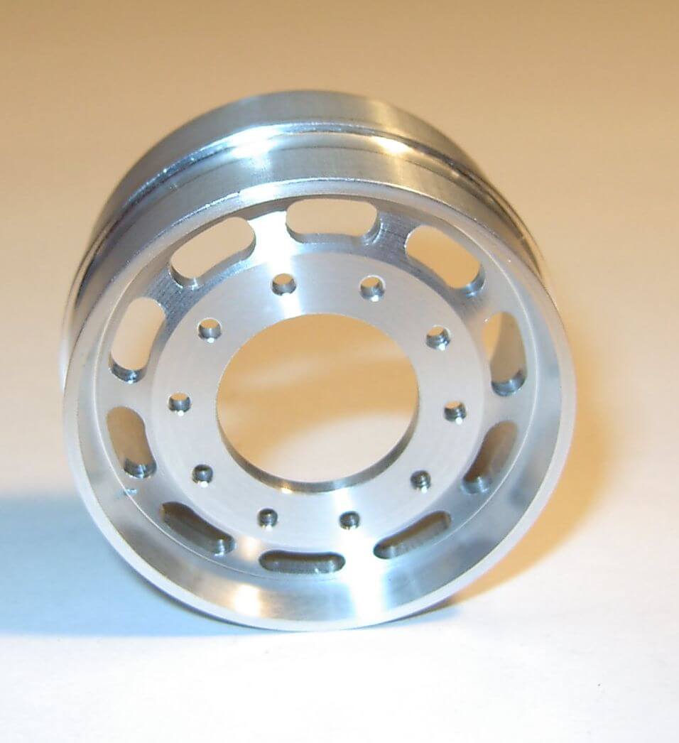 Alu-Vorderachsfelge für Breitreifen mit  Langloch (227562)  