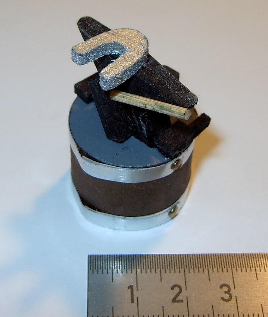 Amboss, ca. 4cm hoch, 3cm Durchmesser