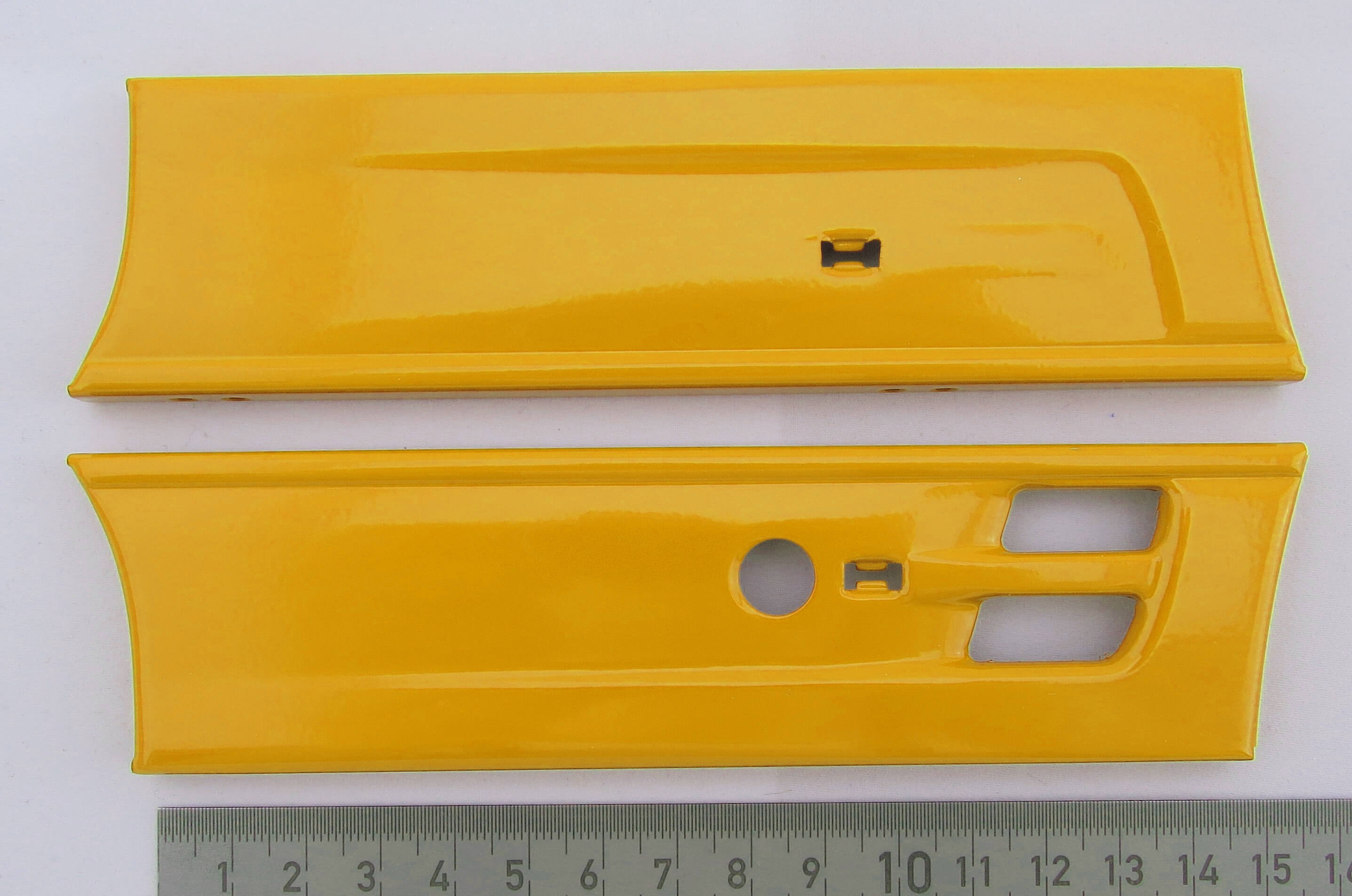 DAF Seitenverkleidung FG 734, gelb. (857)