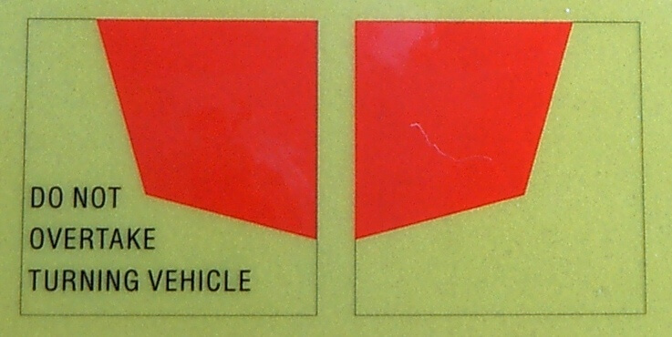 ERKE-Aufkleber Heckmarkierungs-Satz aus gelb                