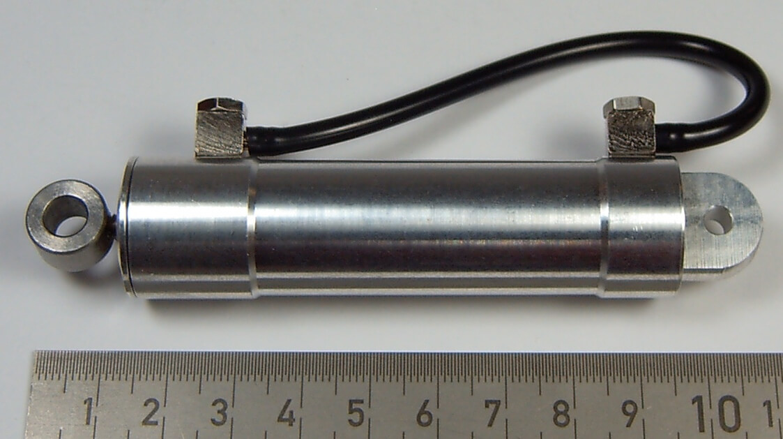 1 Hydraulik-Zylinder 16 - 50, bis 10bar. Doppelseitig       