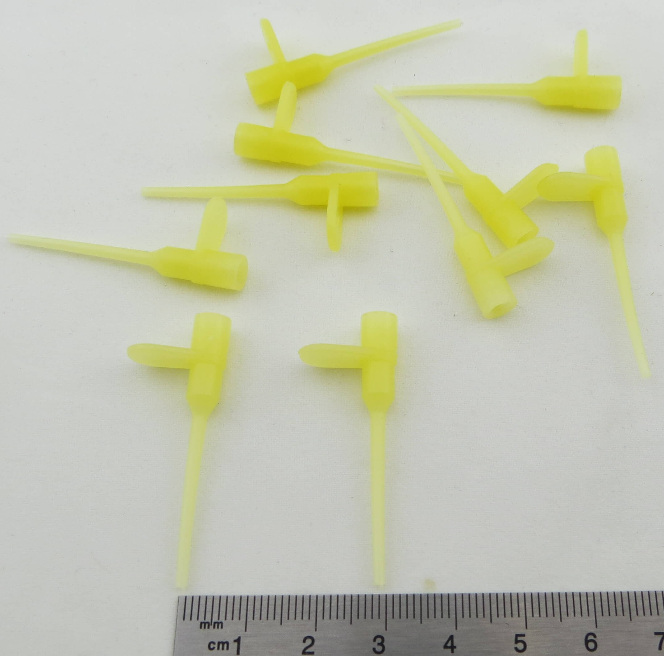 Dosierspitze, ca. 40mm lang. Passt auf viele gängige