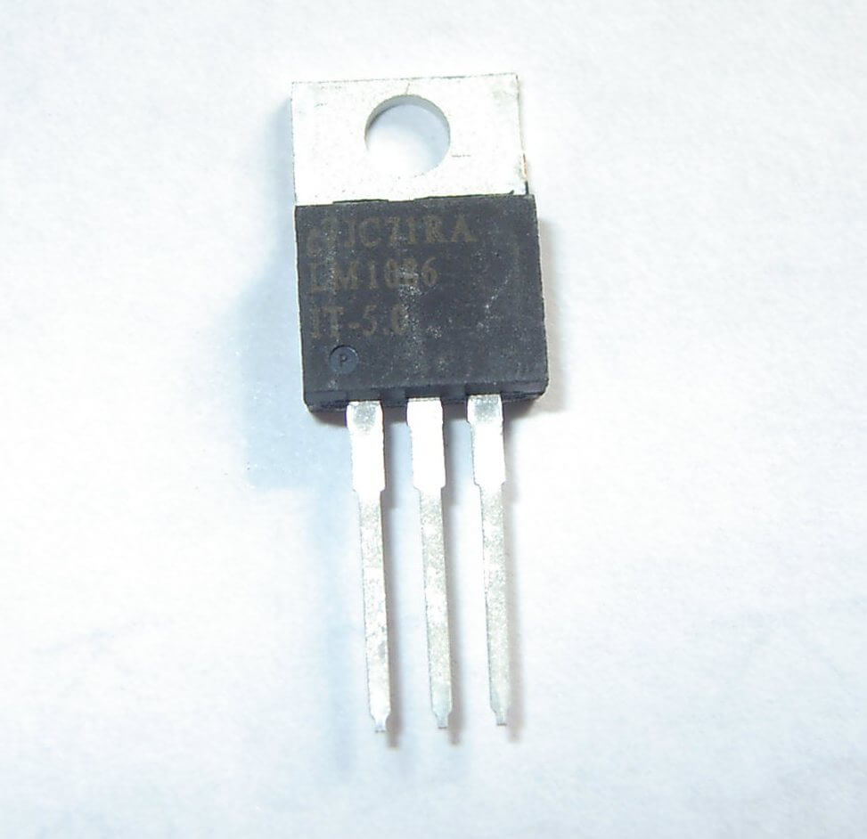 1x Festspannungsregler +5,0V 1,5A TO-220 LM 1086 IT5,0. THT