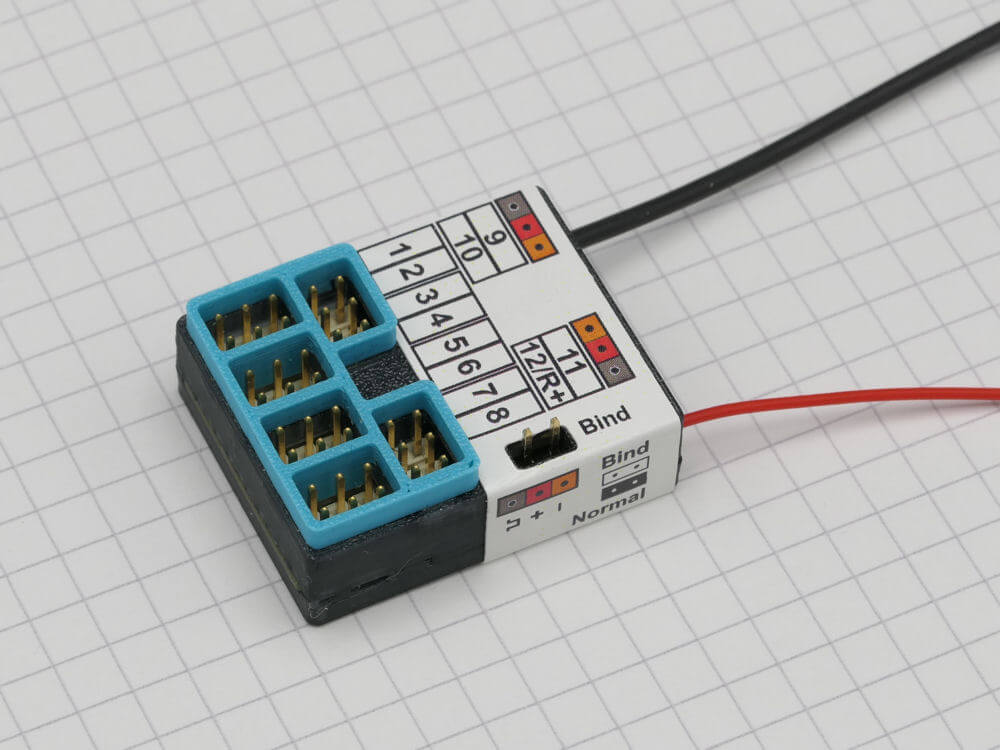 2,4GHz Empfänger mit 12-Servokanälen. RM12. Unterstützt bi  