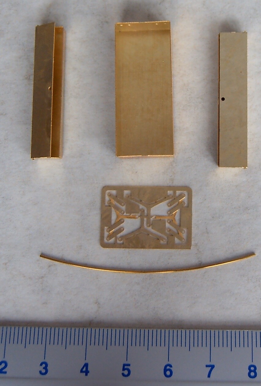 1 Werkzeugkasten, geätzt, (Bausatz), für Maßstab 1:16 bis