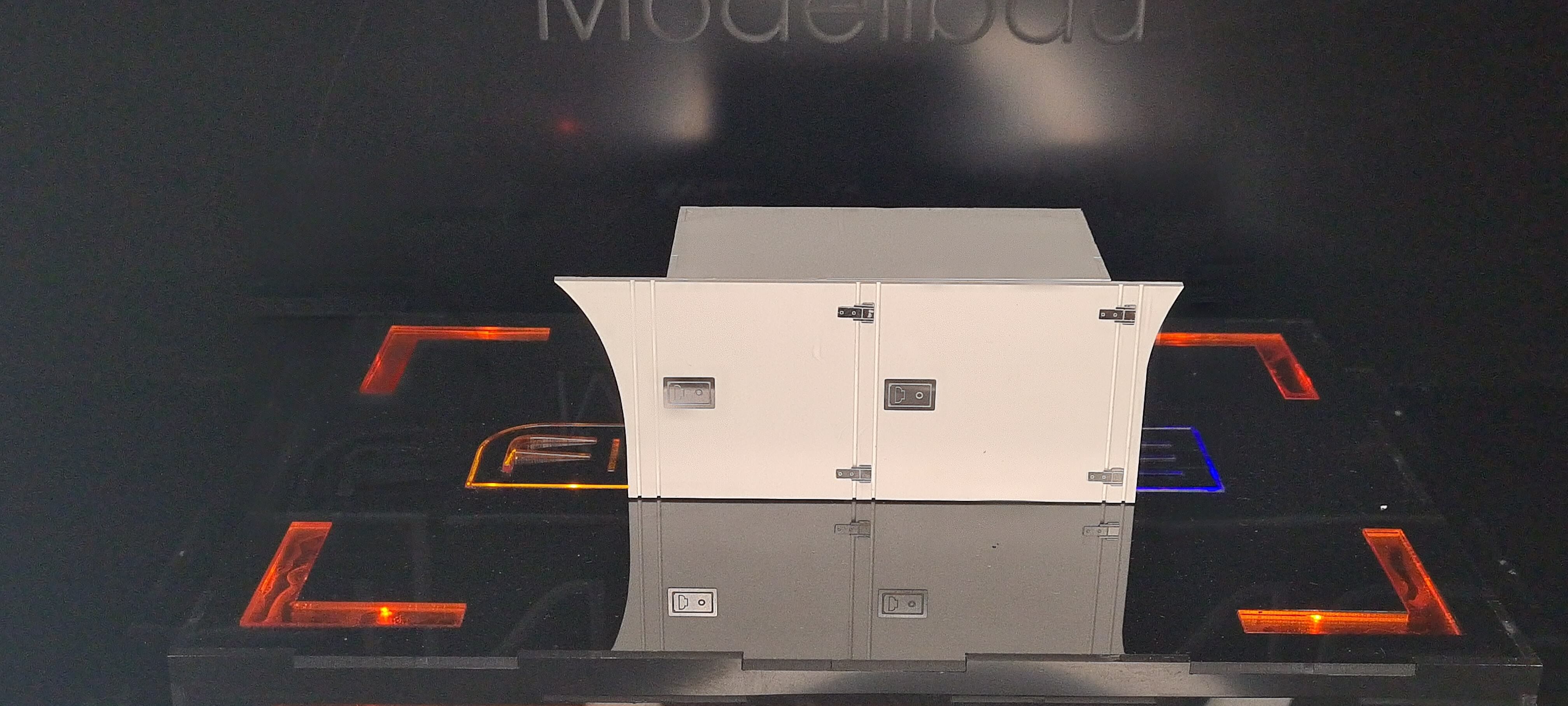 FineLine Dänische Kiste Scania 770 S 3-Achser klappbar