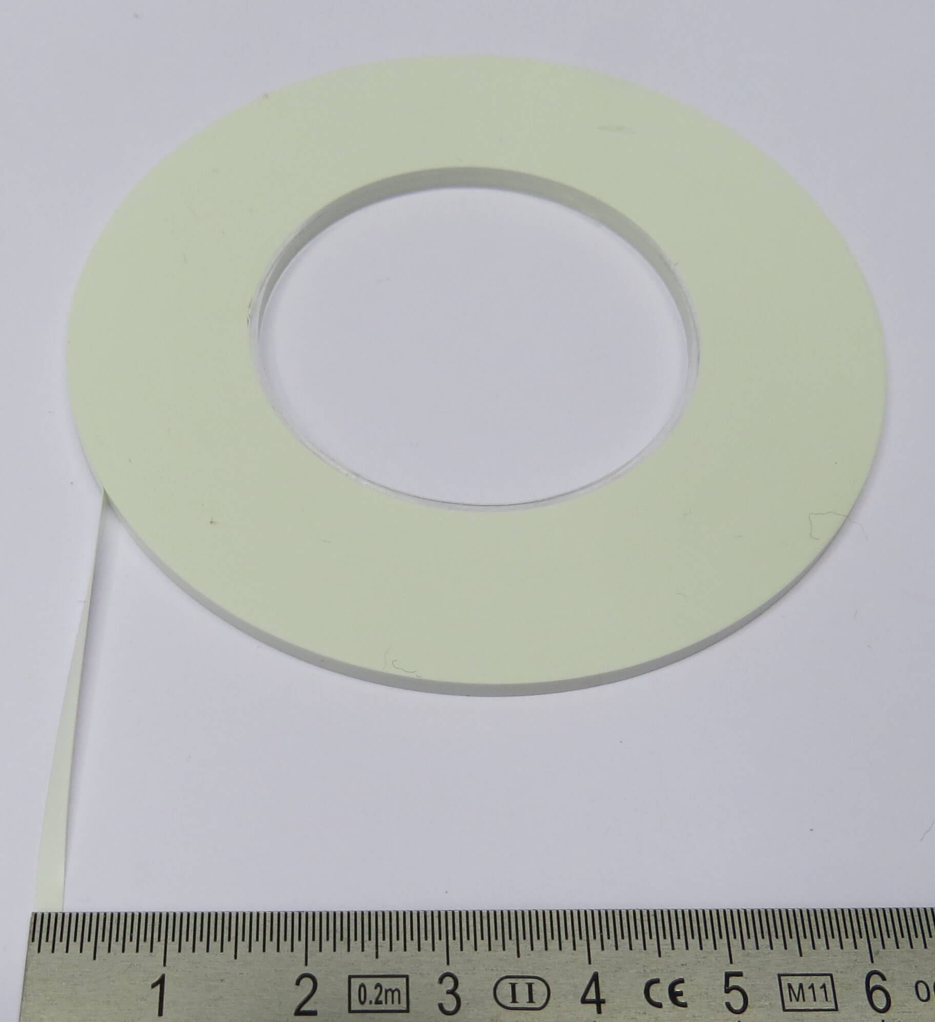 1x Maskierband 2mm breit, selbstklebend