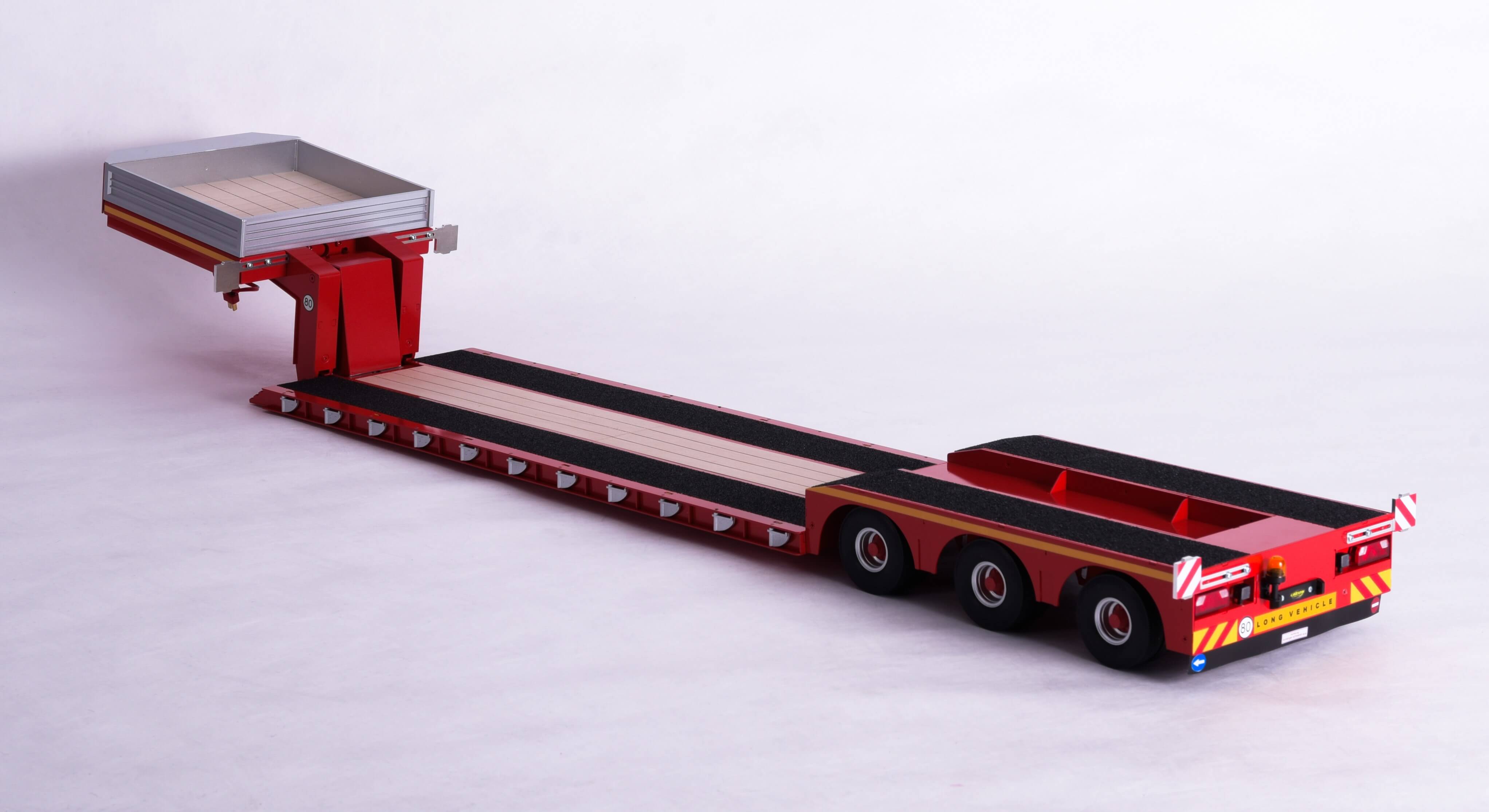 3-Achs Tieflader mit Schwanenhals und Tiefbett