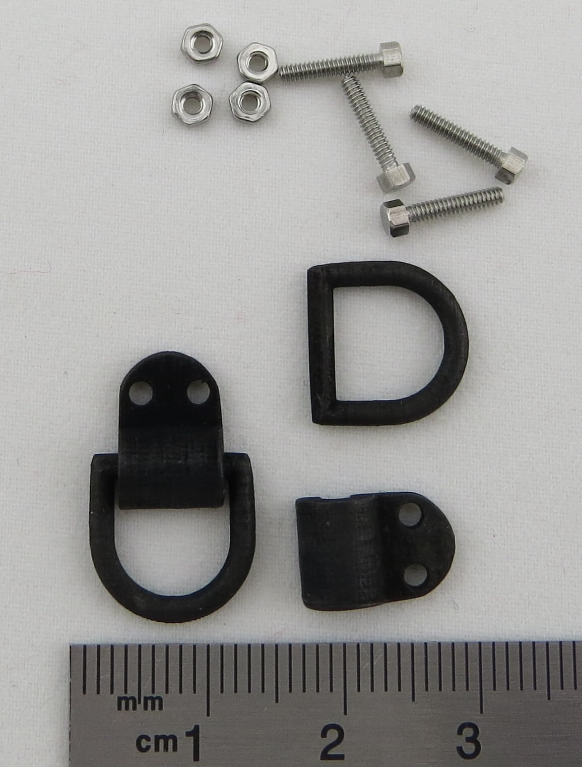 D-Ringe (2 St.) mit Befestigungsmaterial, Messing-Feinguss  