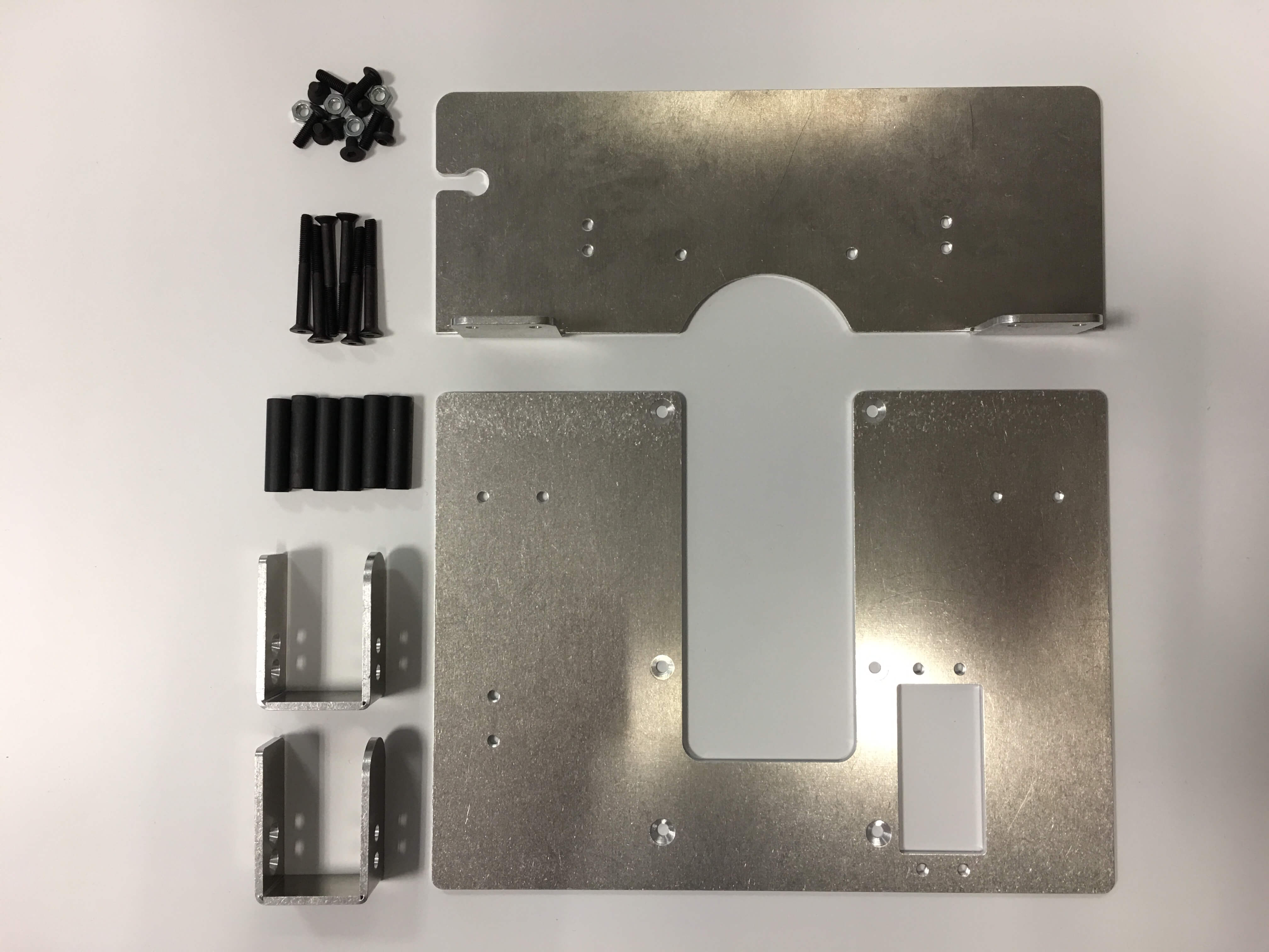 ALU-Grundplatte/Akkuhalter für 2/3-Achs-Euro-Zugmaschinen   